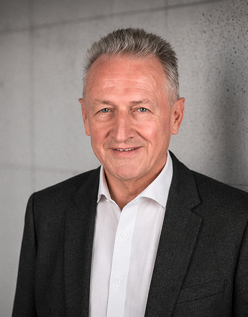 karl_hartl Karl Hartl